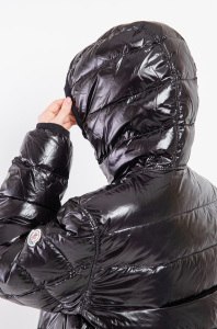 Moncler Пуховик