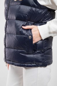 Moncler Жилет