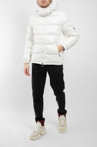 Moncler Пуховик