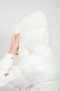 Moncler Пуховик