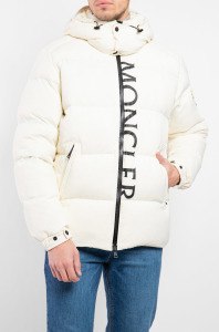 Moncler Пуховик
