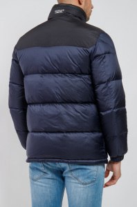 Moncler Пуховик