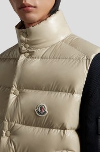 Moncler Жилет