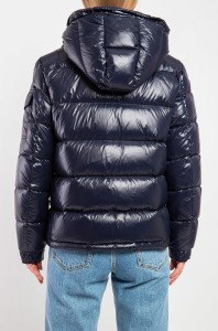 Moncler Пуховик