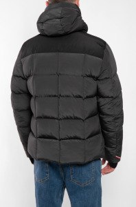 Moncler Пуховик