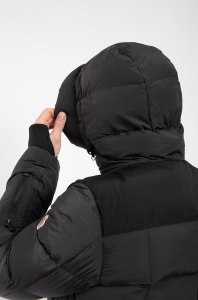 Moncler Пуховик