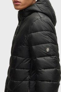 Hugo Boss Пуховик
