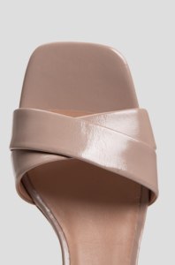 Halmanera Босоножки