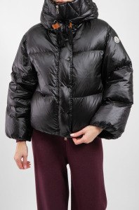 Moncler Пуховик