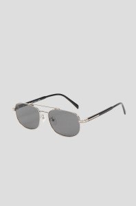 Prada Солнцезащитные очки