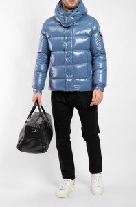 Moncler Пуховик