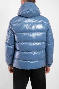Moncler Пуховик