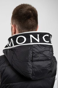 Moncler Жилет