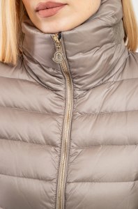 Moncler Пуховик