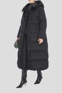 Max Mara Пуховик