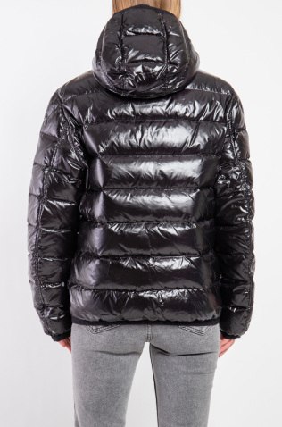 Moncler Пуховик