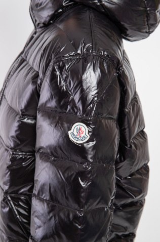 Moncler Пуховик