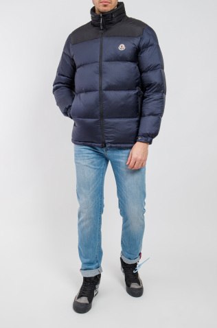 Moncler Пуховик