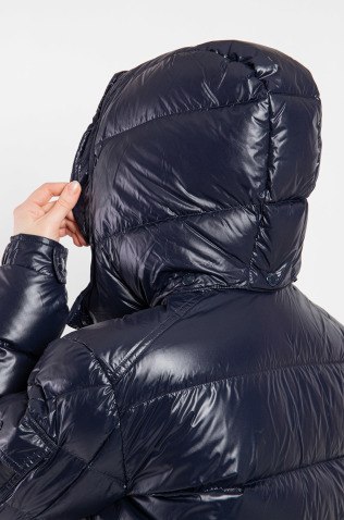 Moncler Пуховик