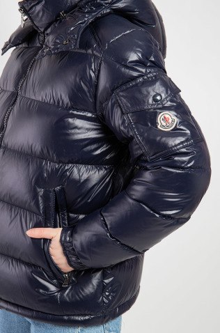 Moncler Пуховик