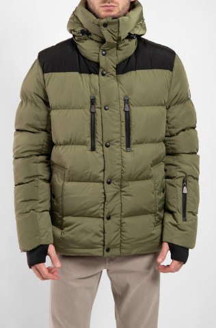 Moncler Пуховик