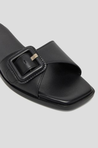 Hugo Boss Шлепанцы