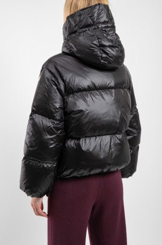 Moncler Пуховик