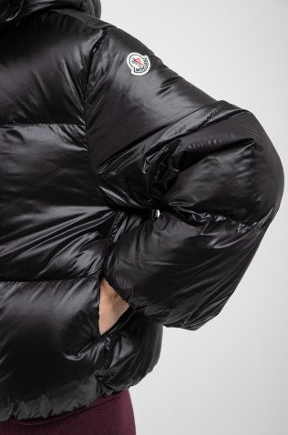 Moncler Пуховик