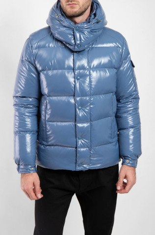 Moncler Пуховик
