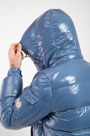 Moncler Пуховик