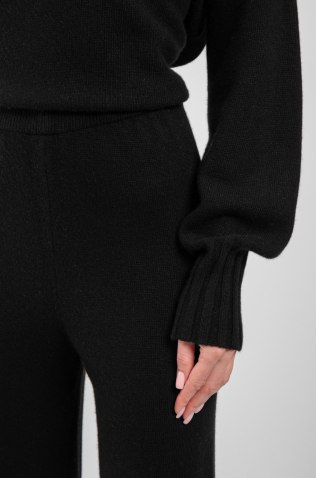 Clothe Костюм